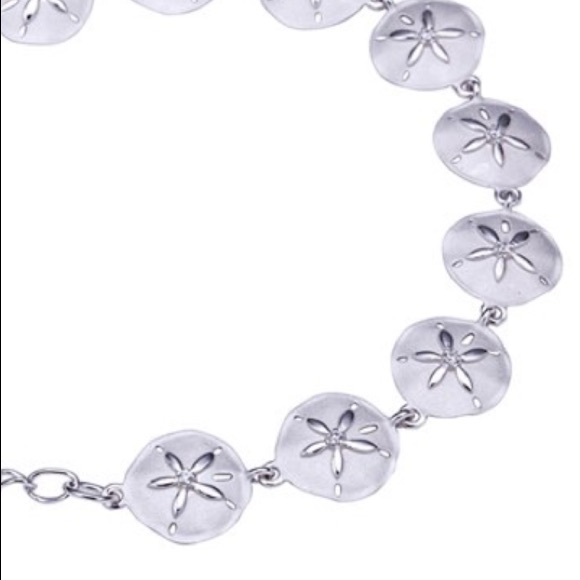 Jewelry - ✨.925 Solid Sterling Silver Sand Dollar Bracelet.